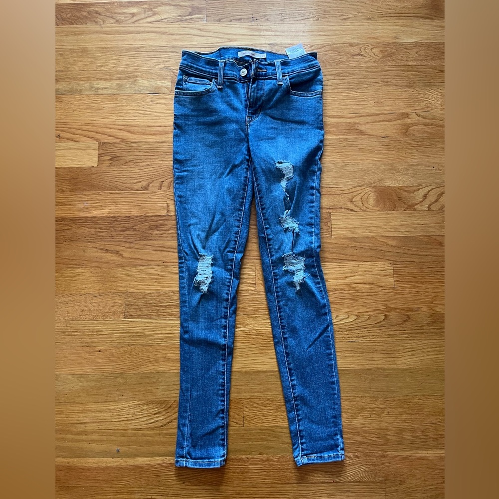 Women’s Levi Strauss jeans! Super skinny Sz. 25!